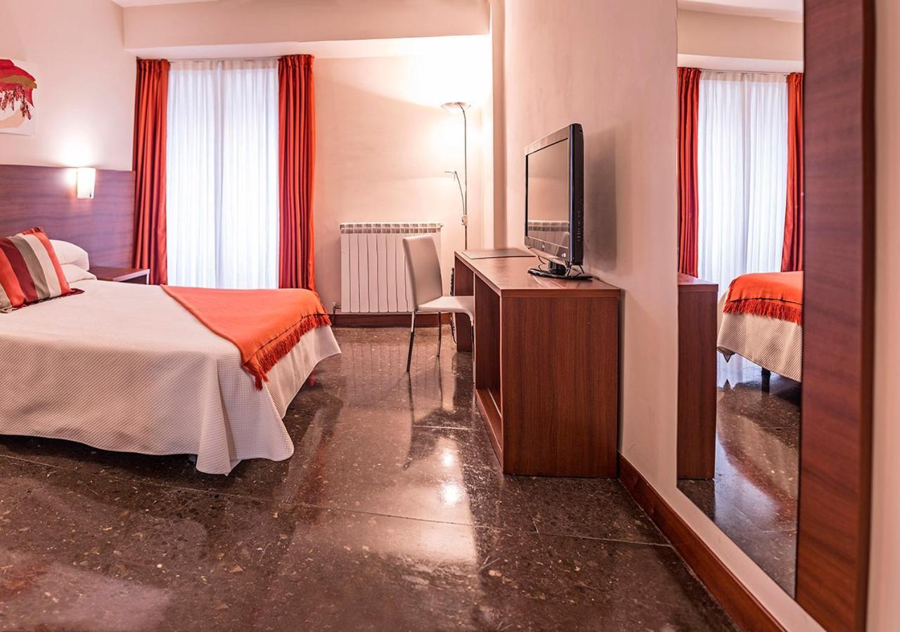 Hotel Txartel Lasarte Oria Exterior photo