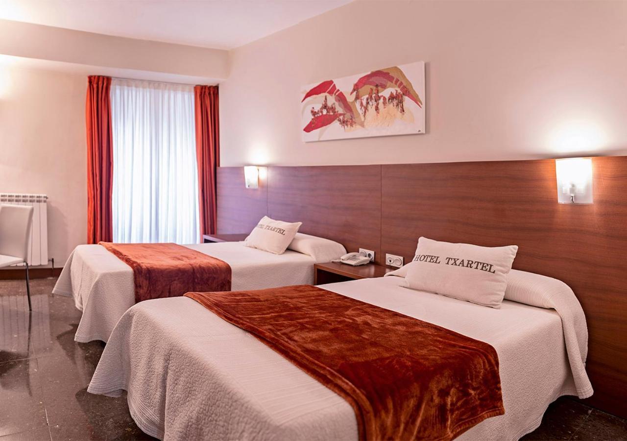 Hotel Txartel Lasarte Oria Exterior photo